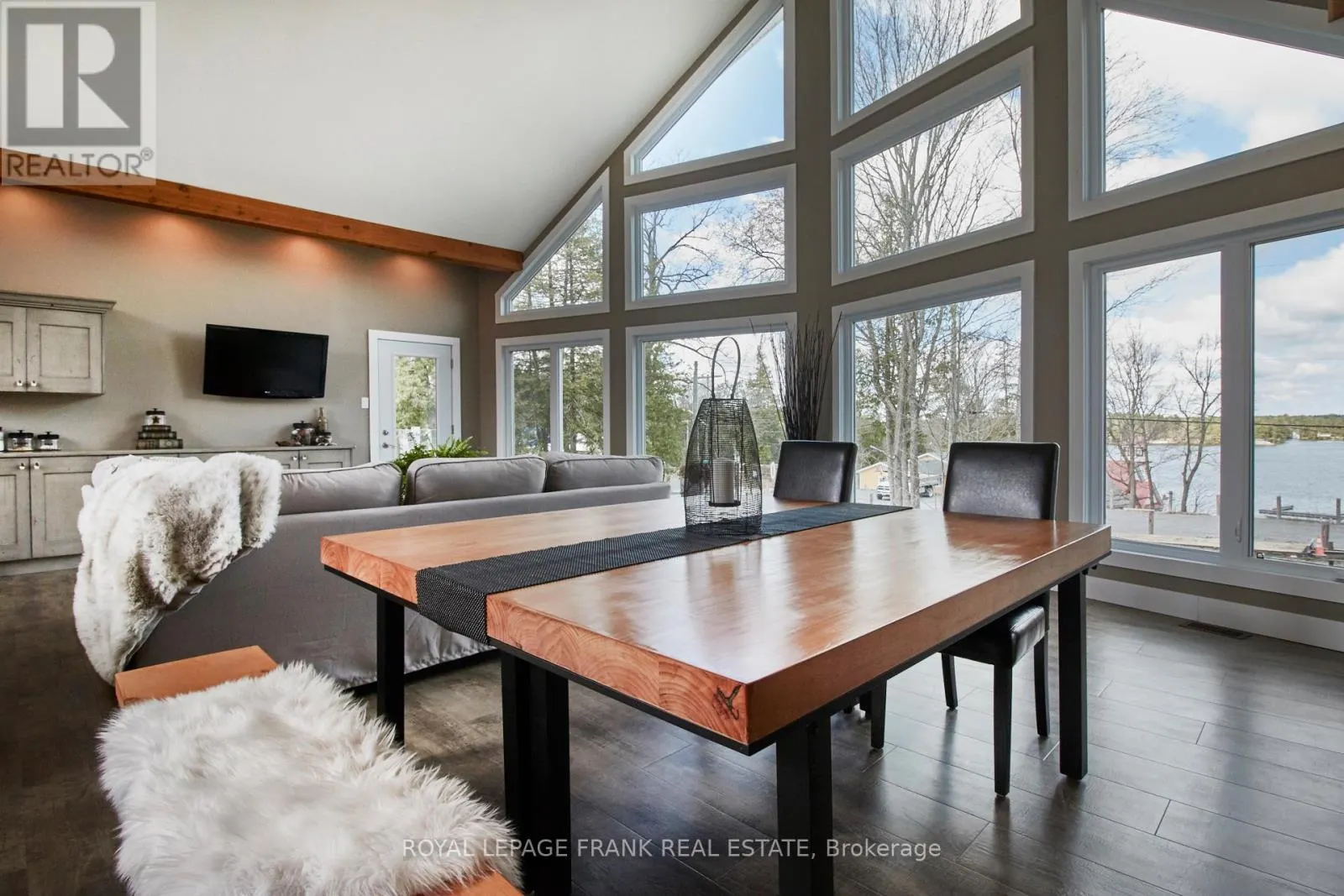2269 MCCRACKEN'S LANDING ROAD