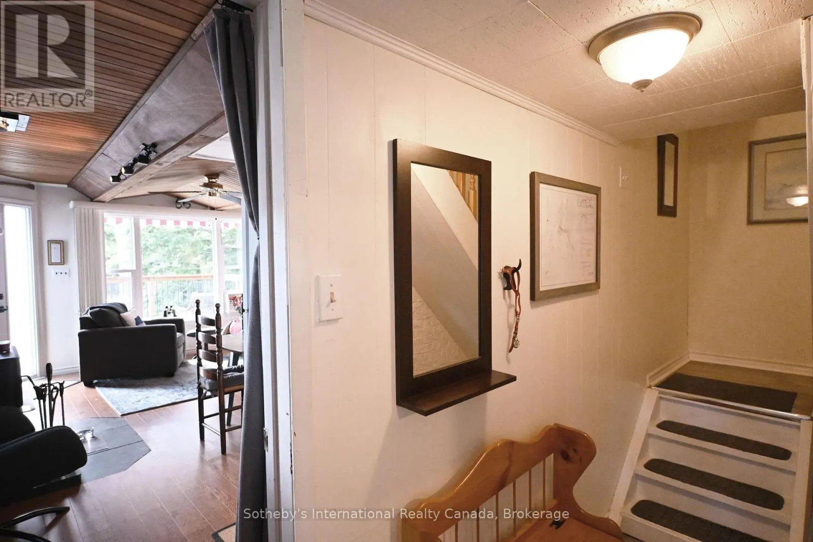 28 PINEWOOD ROAD