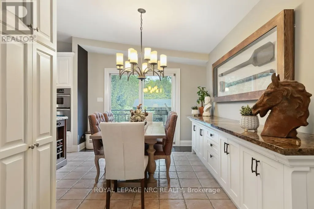 14 WOODINGTON CRESCENT