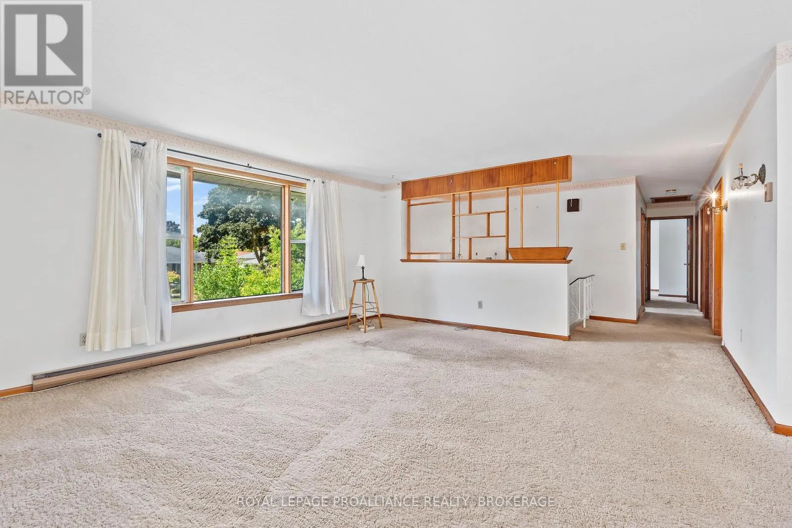 327 AVENUE ROAD