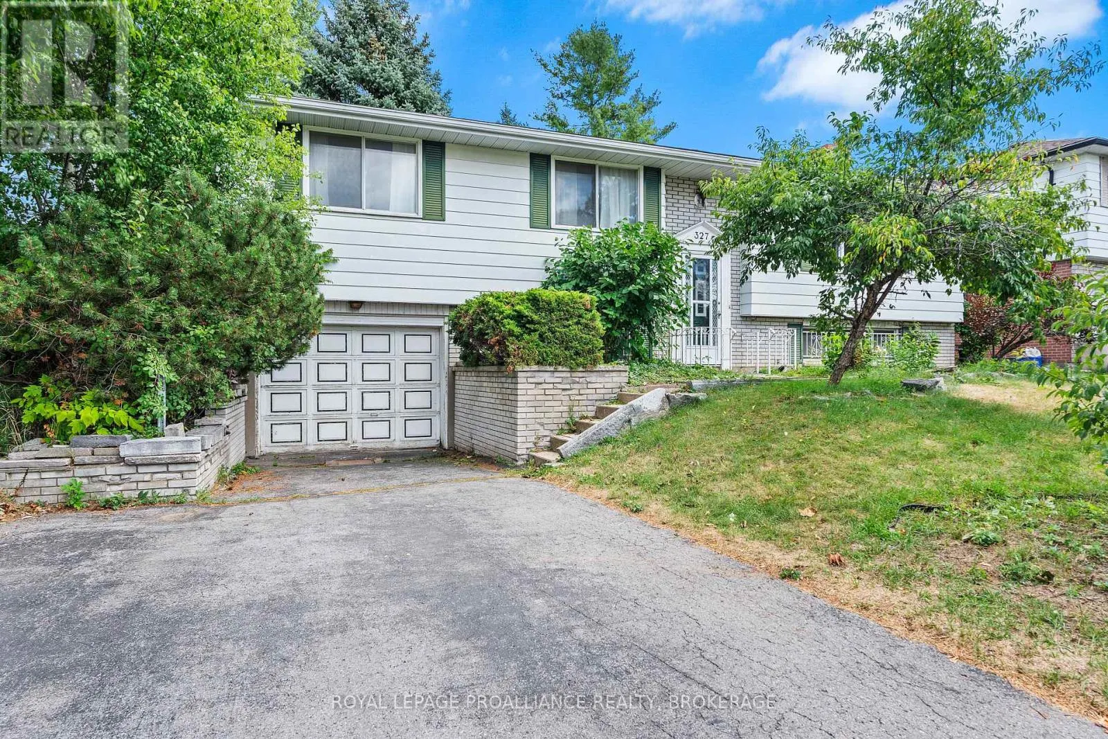 327 AVENUE ROAD