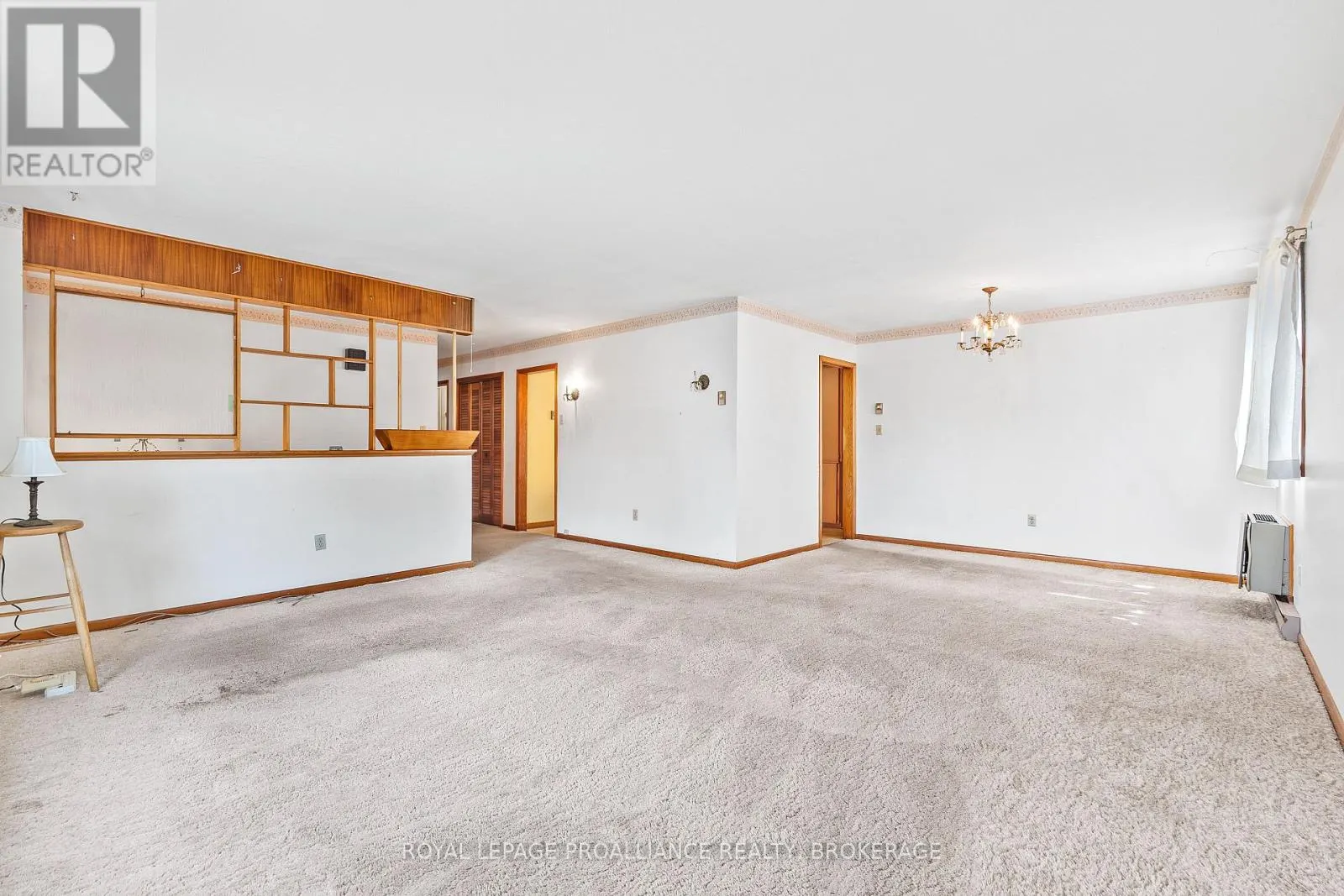 327 AVENUE ROAD