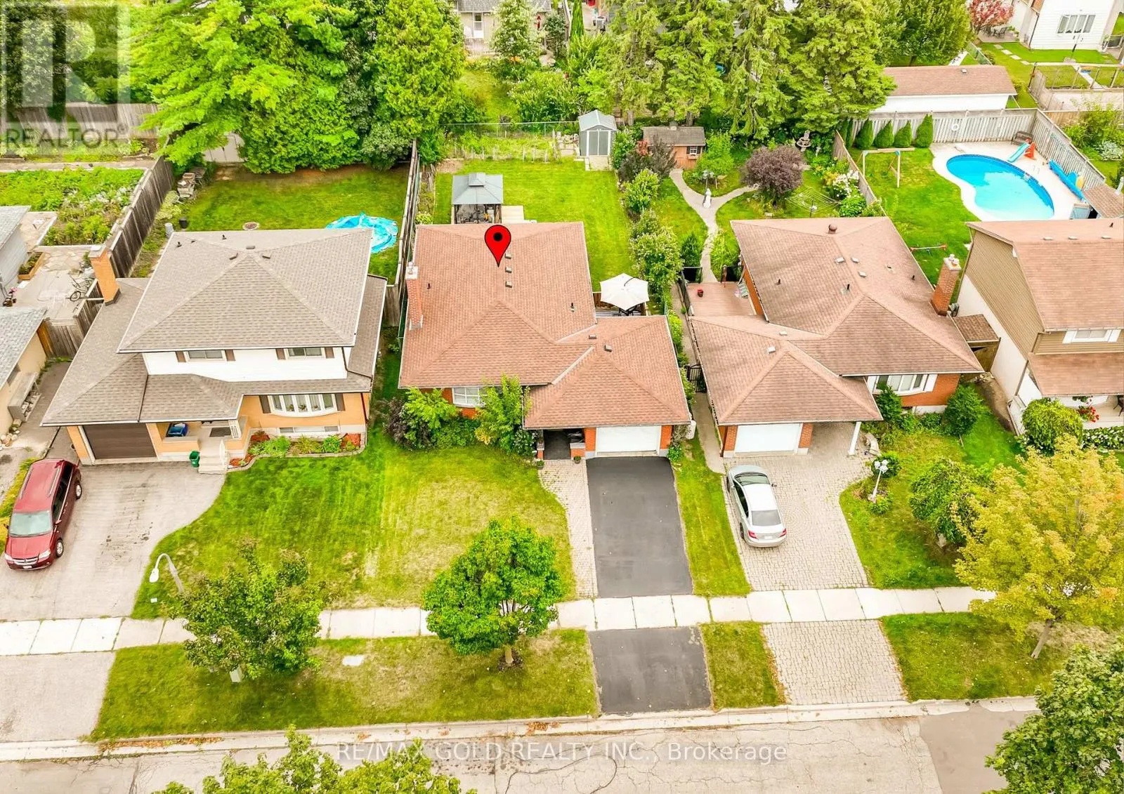 55 RAMBLEWOOD WAY