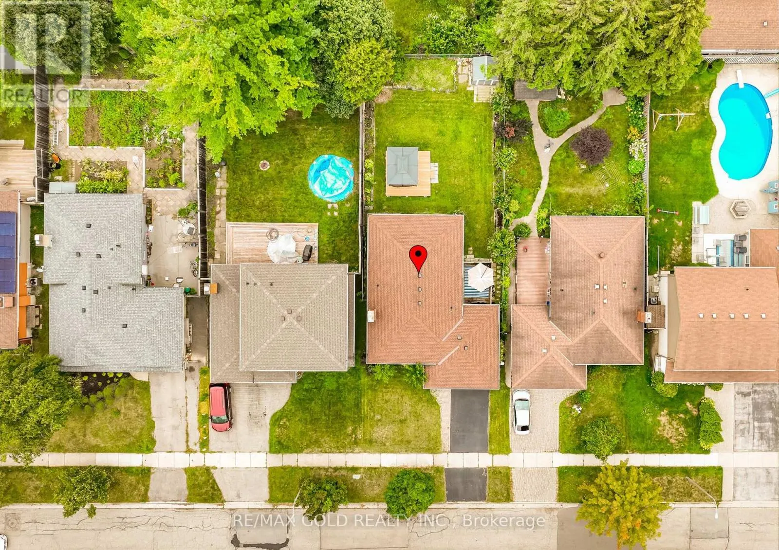 55 RAMBLEWOOD WAY