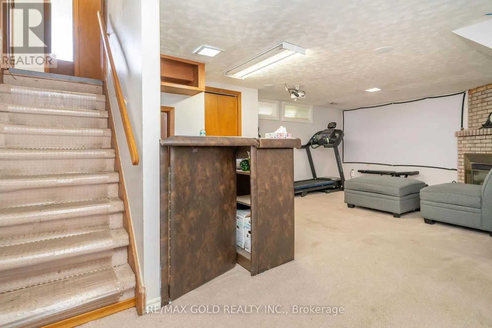 55 RAMBLEWOOD WAY