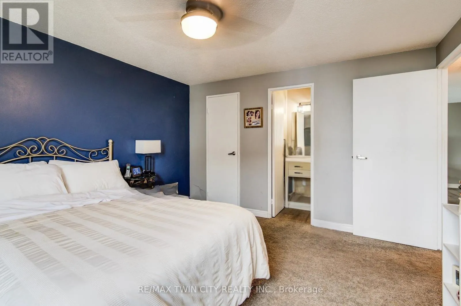 1605 - 35 GREEN VALLEY DRIVE