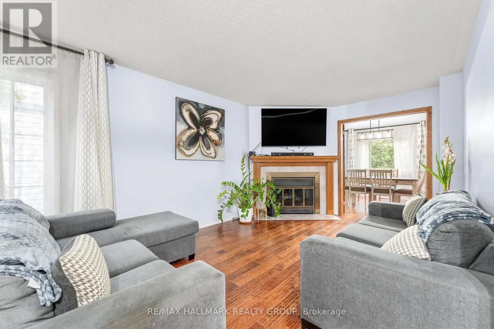 59 SHEARER CRESCENT