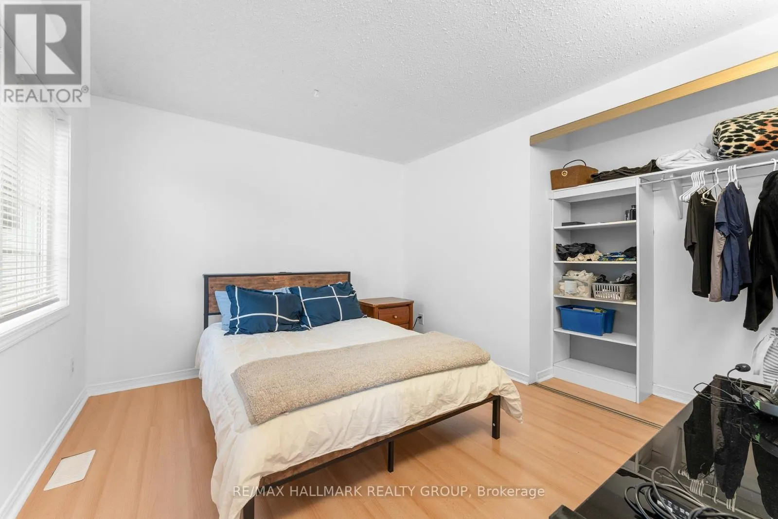 59 SHEARER CRESCENT