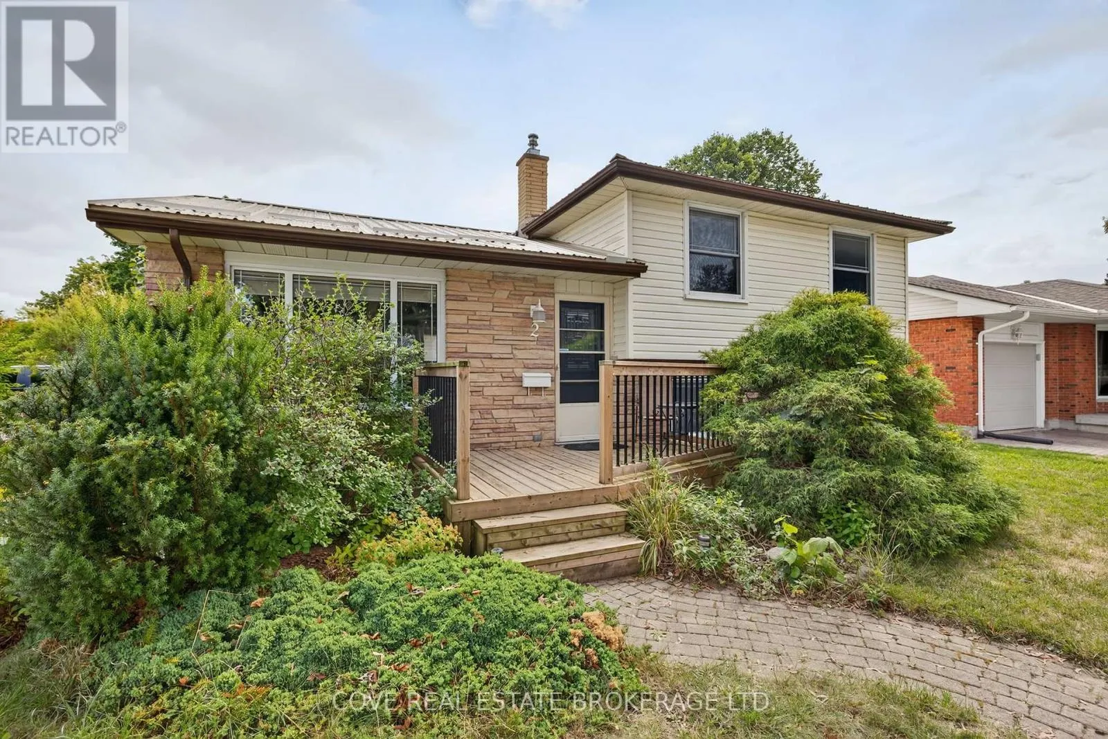 2 ASPEN AVENUE