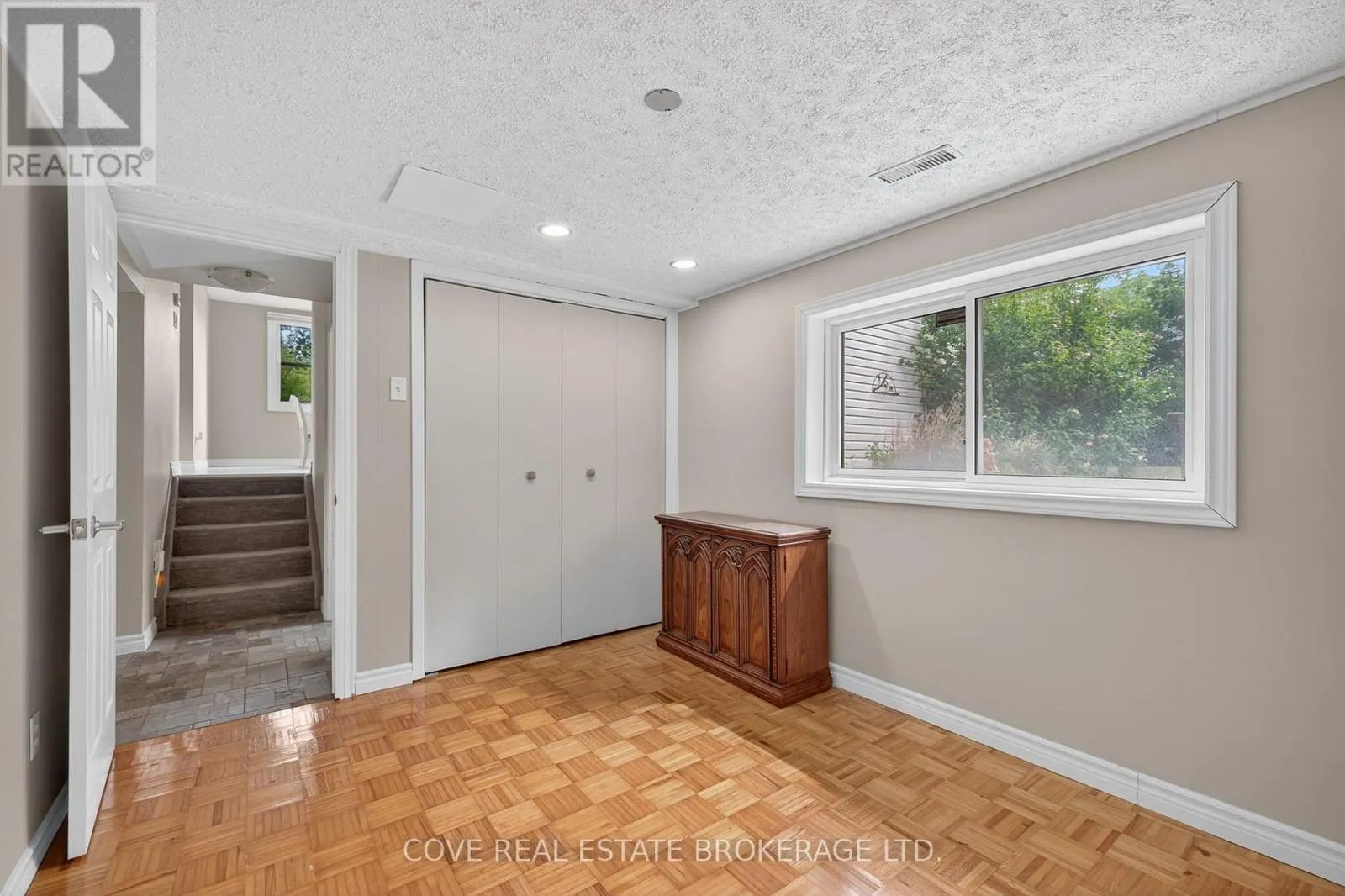 2 ASPEN AVENUE