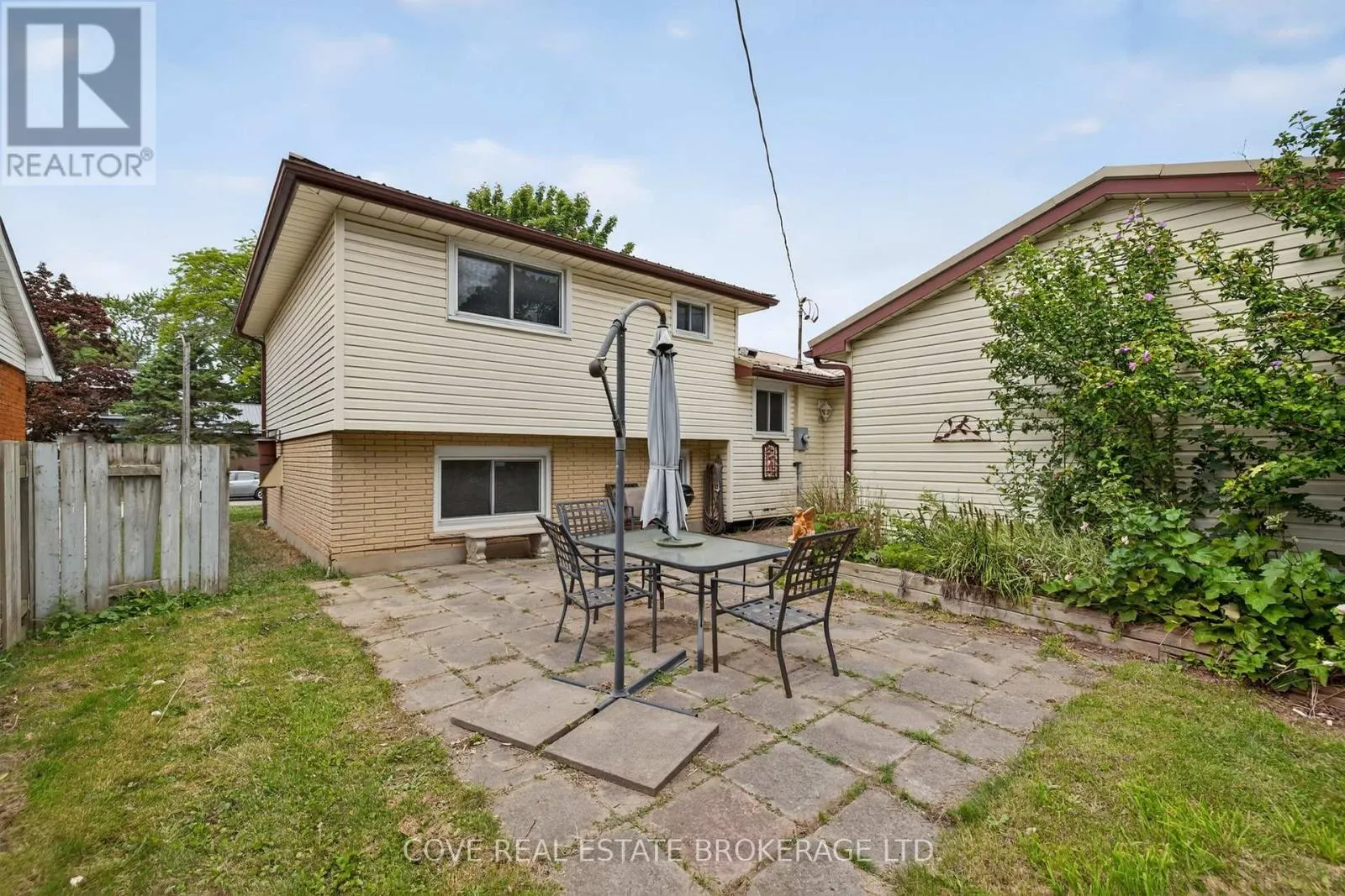 2 ASPEN AVENUE