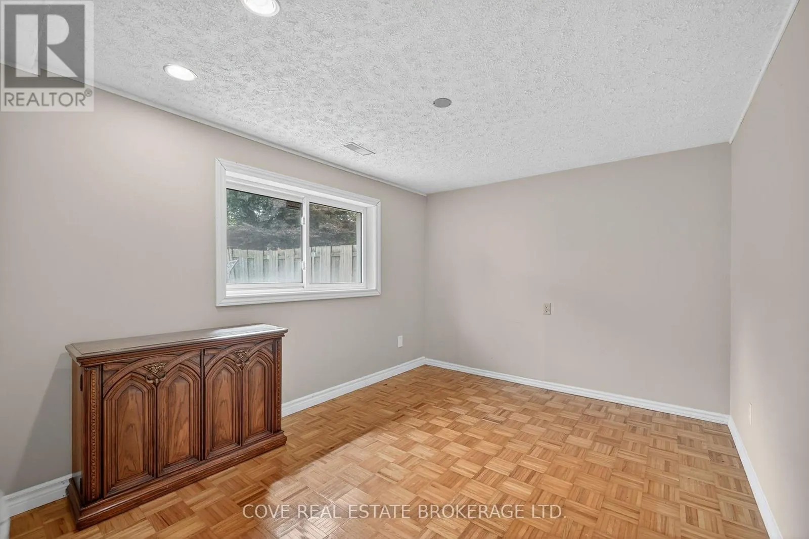 2 ASPEN AVENUE
