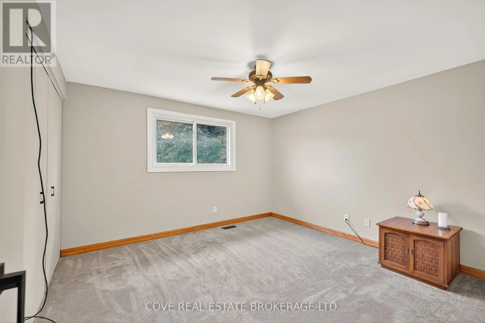 2 ASPEN AVENUE