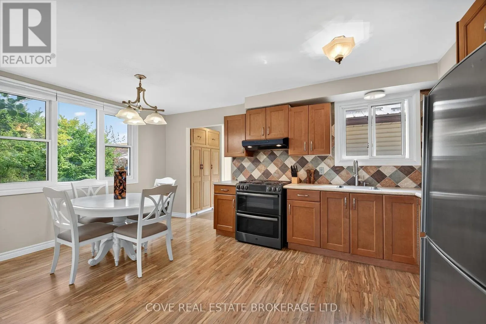 2 ASPEN AVENUE