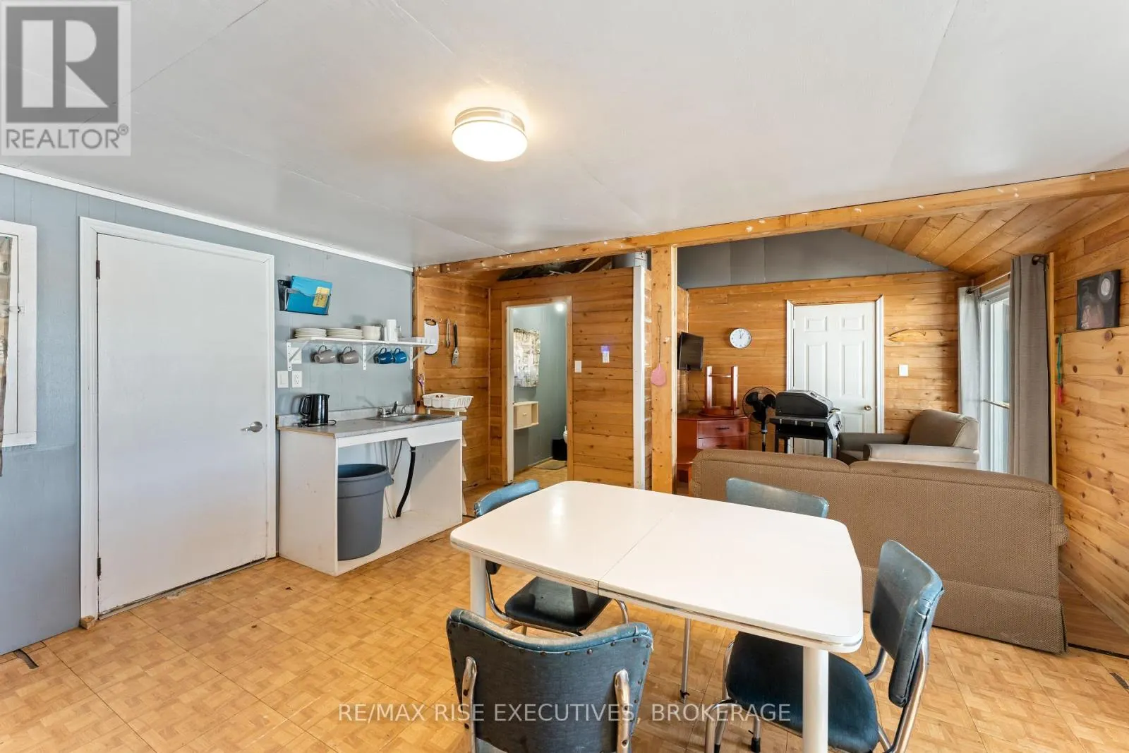 1264 COX ROAD
