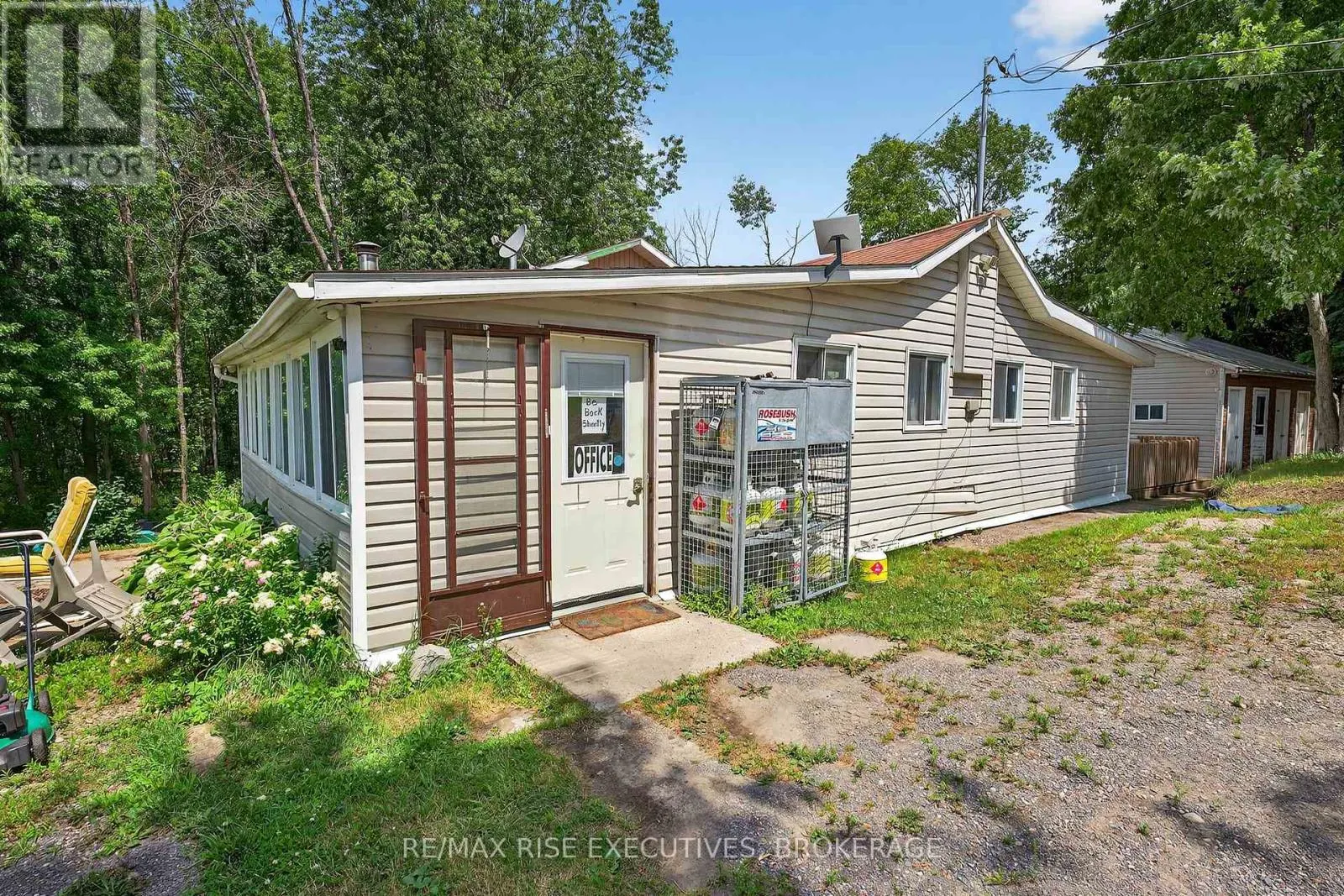 1264 COX ROAD