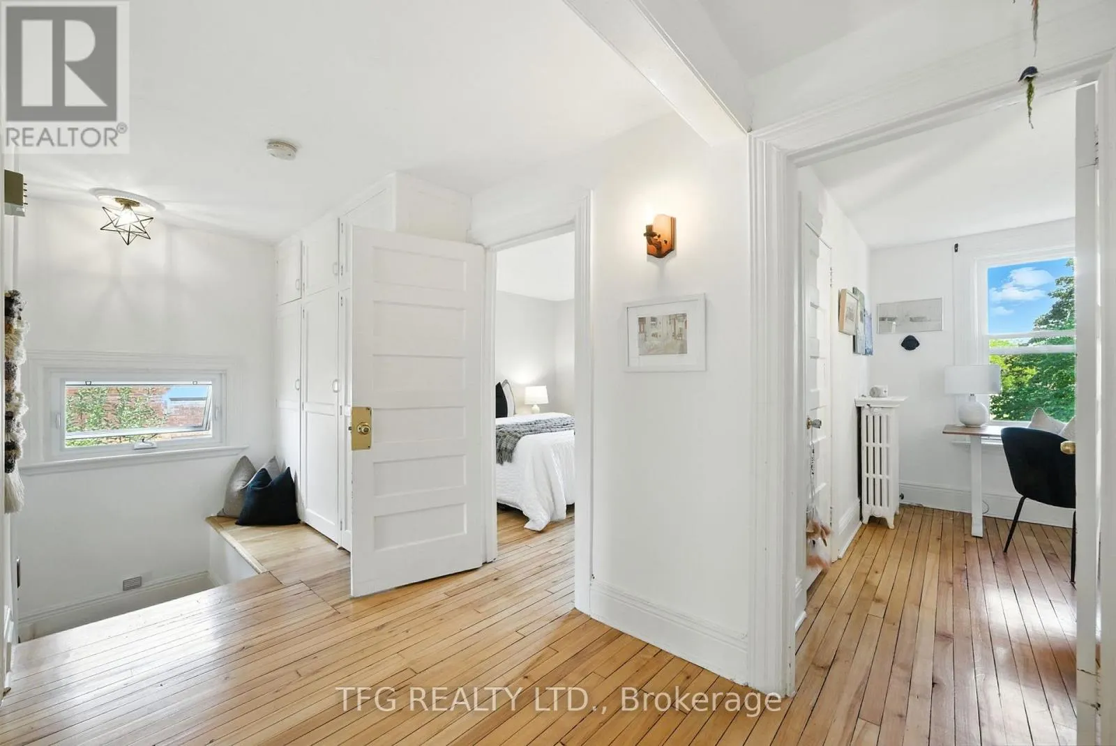 384 BALL STREET