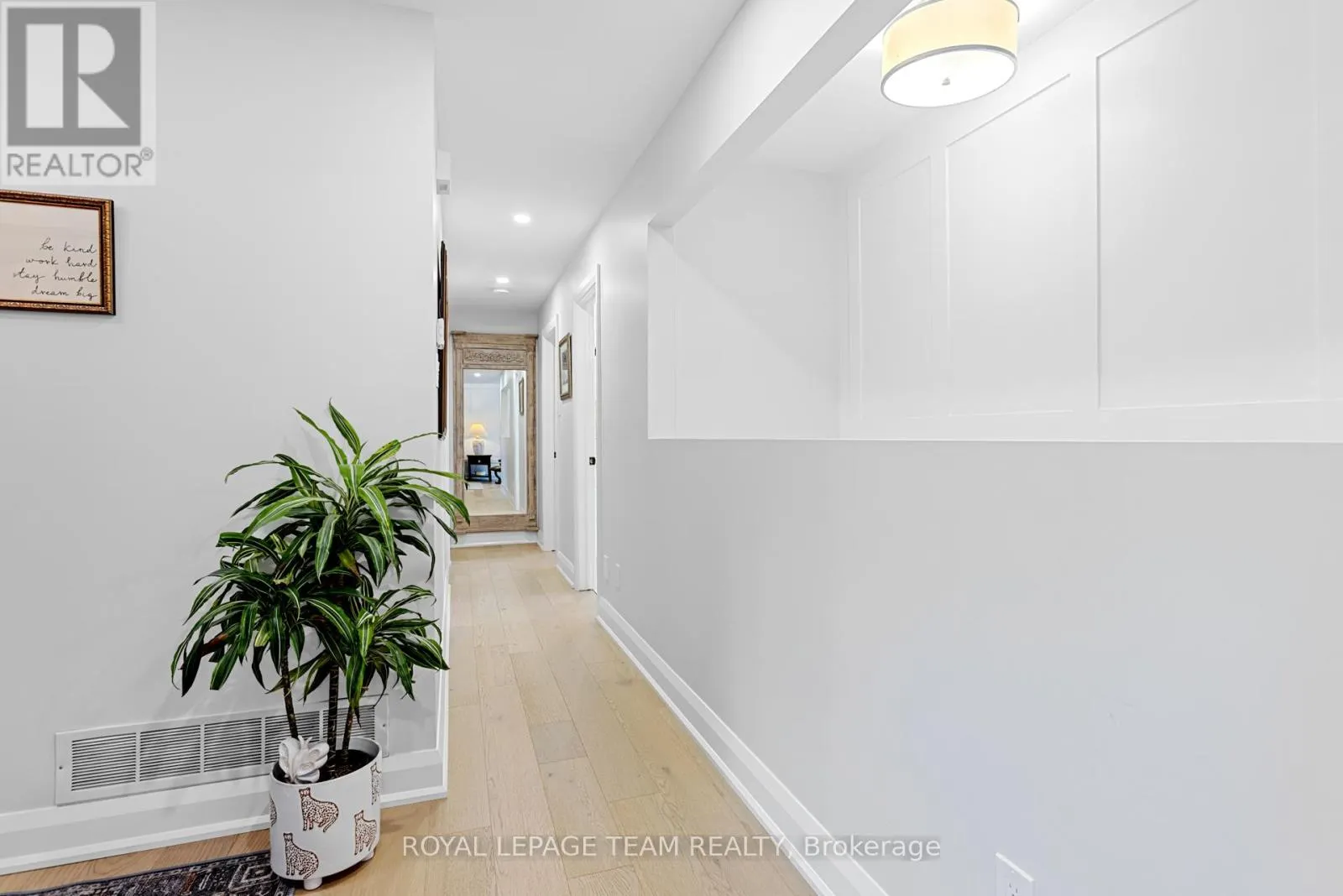 2248 WALLINGFORD WAY