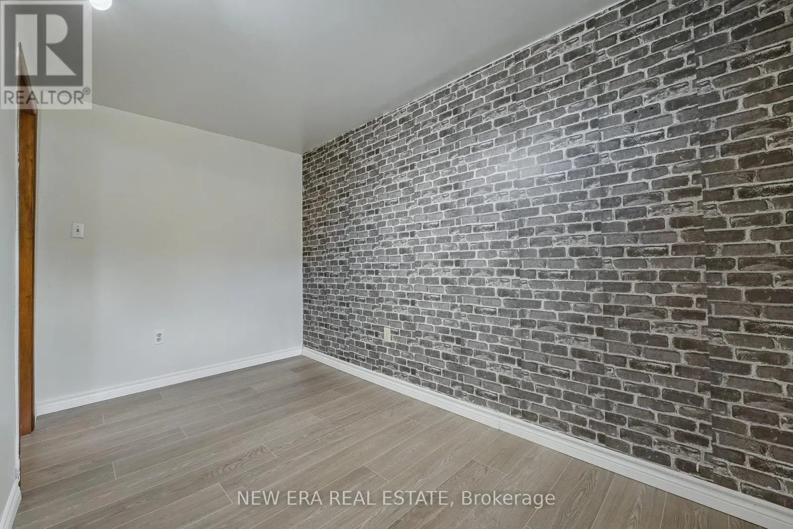 3 ENVOY BOULEVARD