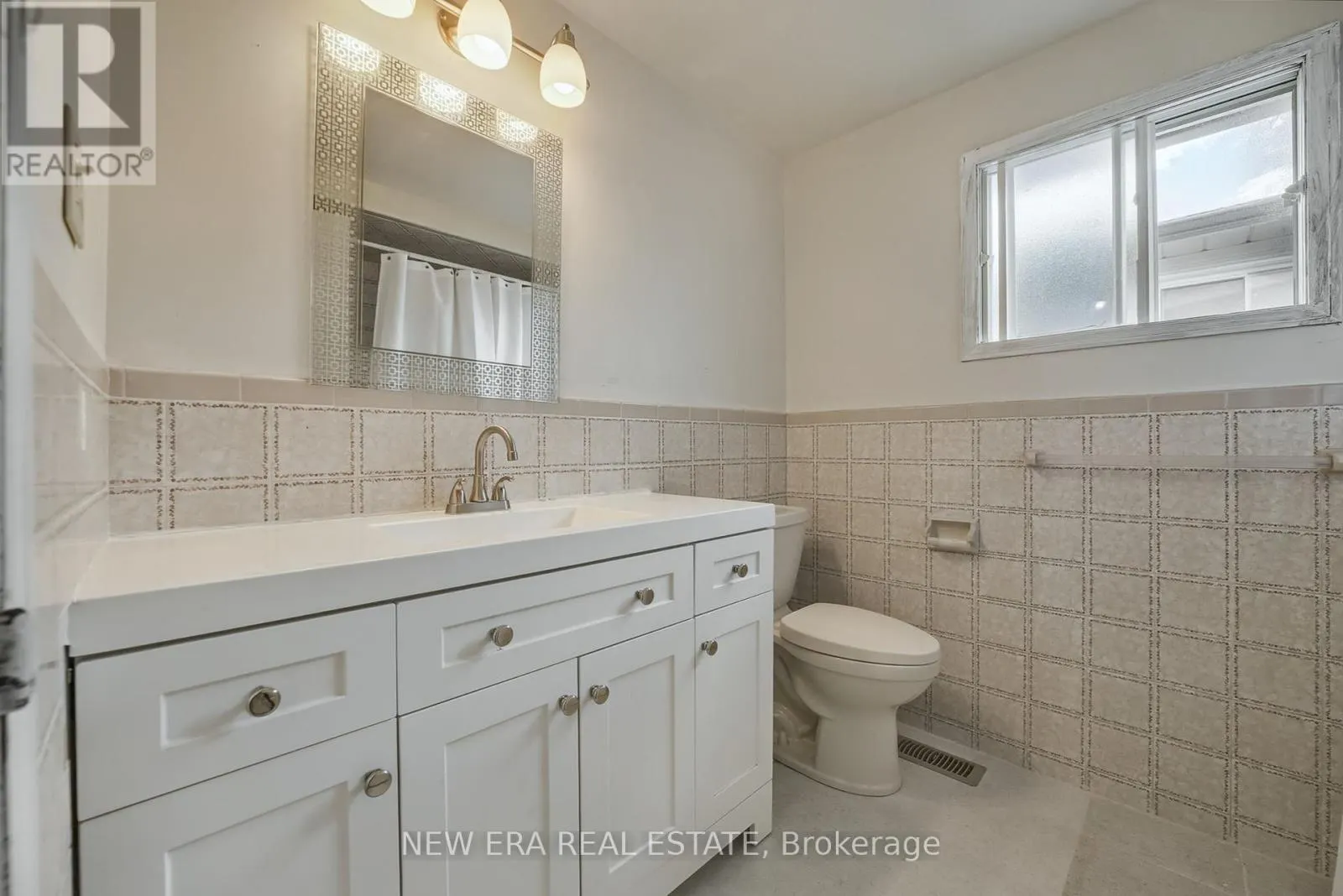3 ENVOY BOULEVARD