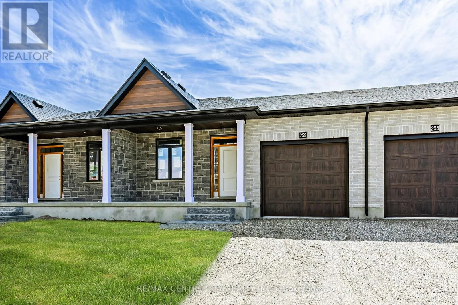 259 SOUTH CARRIAGE ROAD