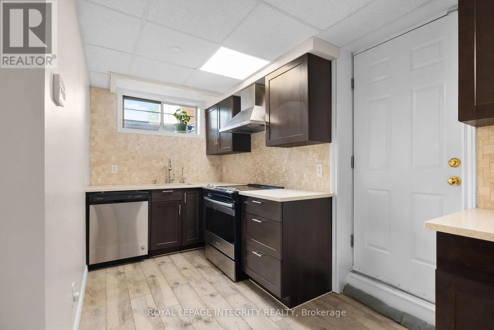 22 MARCHBROOK CIRCLE