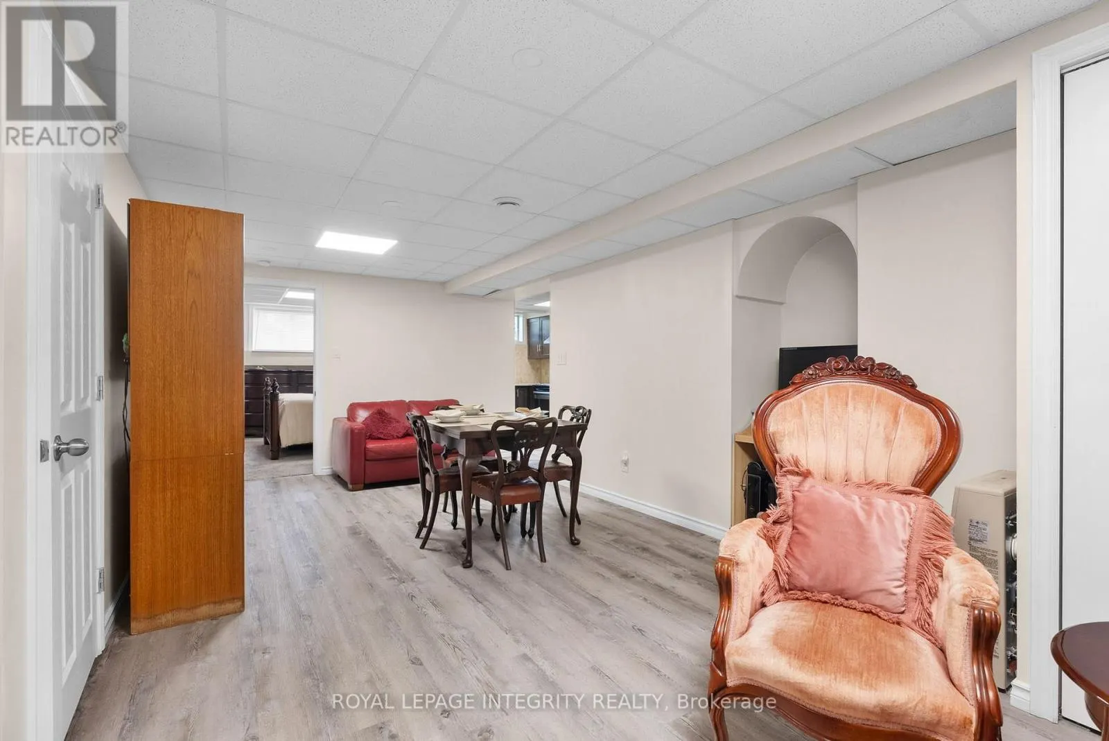 22 MARCHBROOK CIRCLE