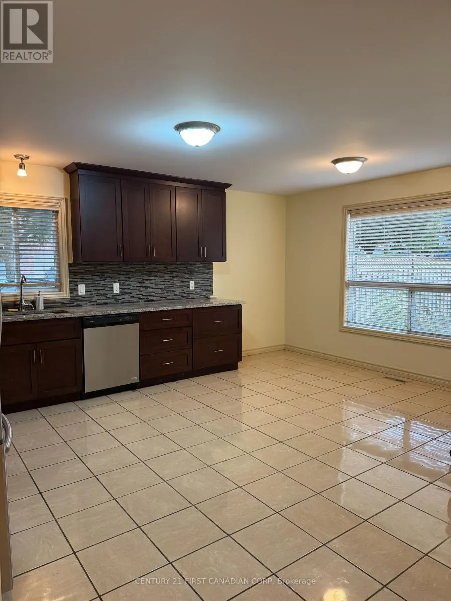 52 CEDARWOOD CRESCENT