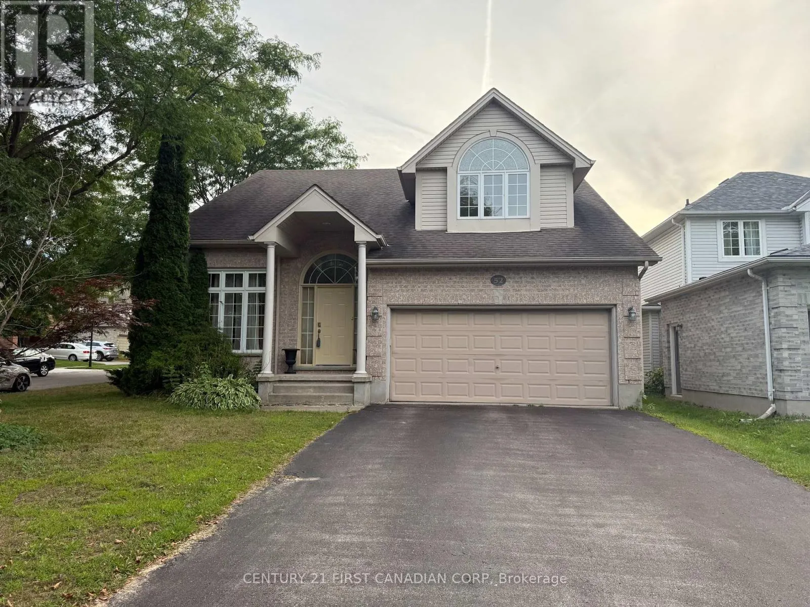 52 CEDARWOOD CRESCENT