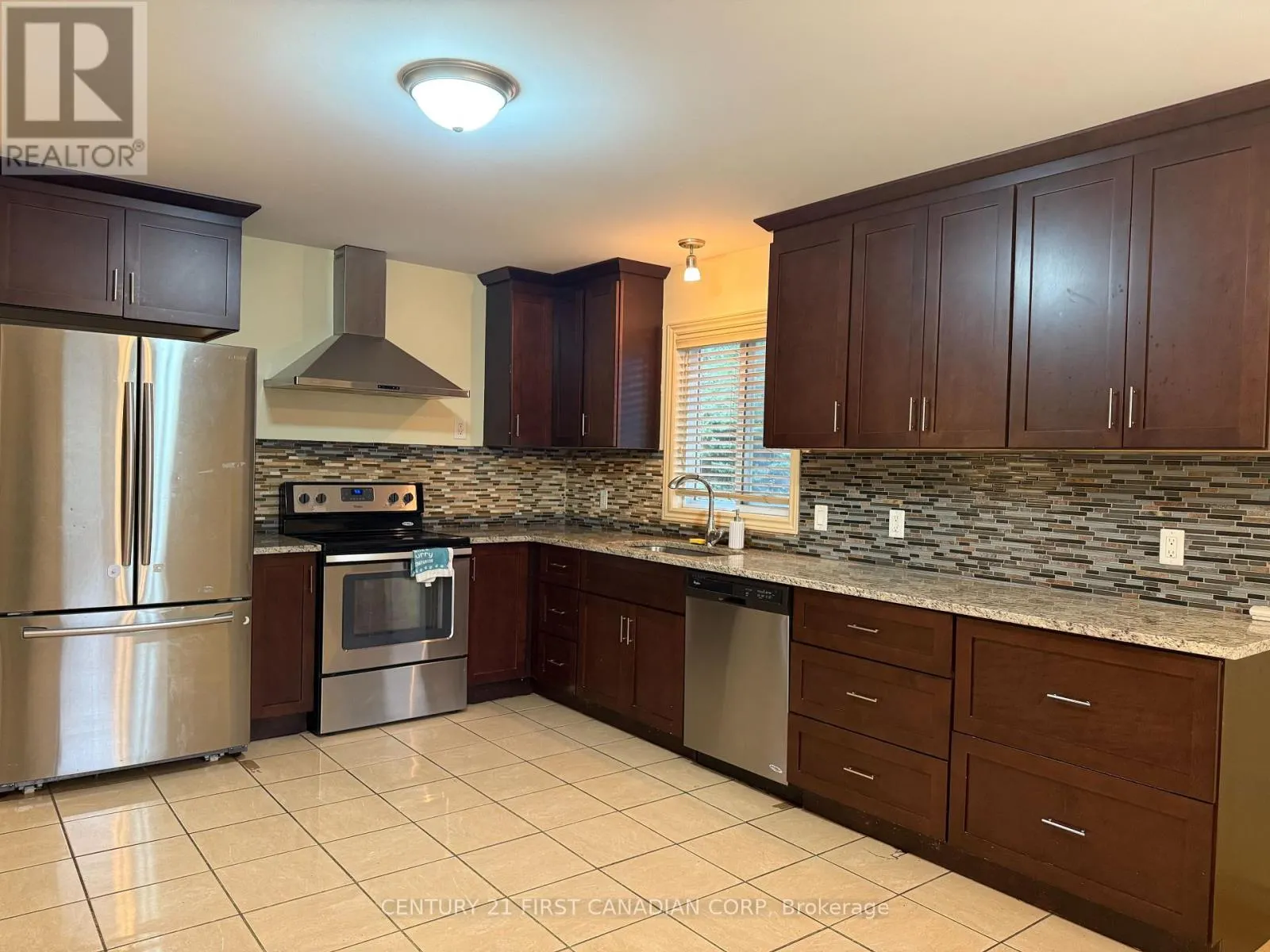 52 CEDARWOOD CRESCENT