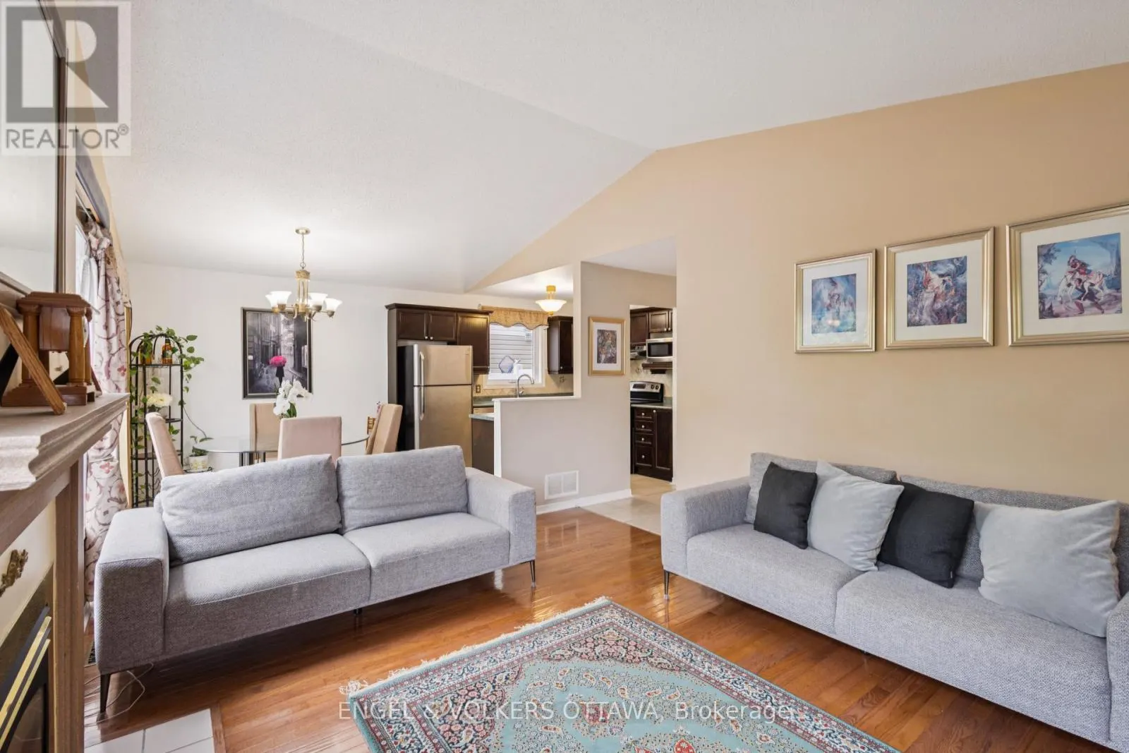 2213 NOBLEWOOD WAY