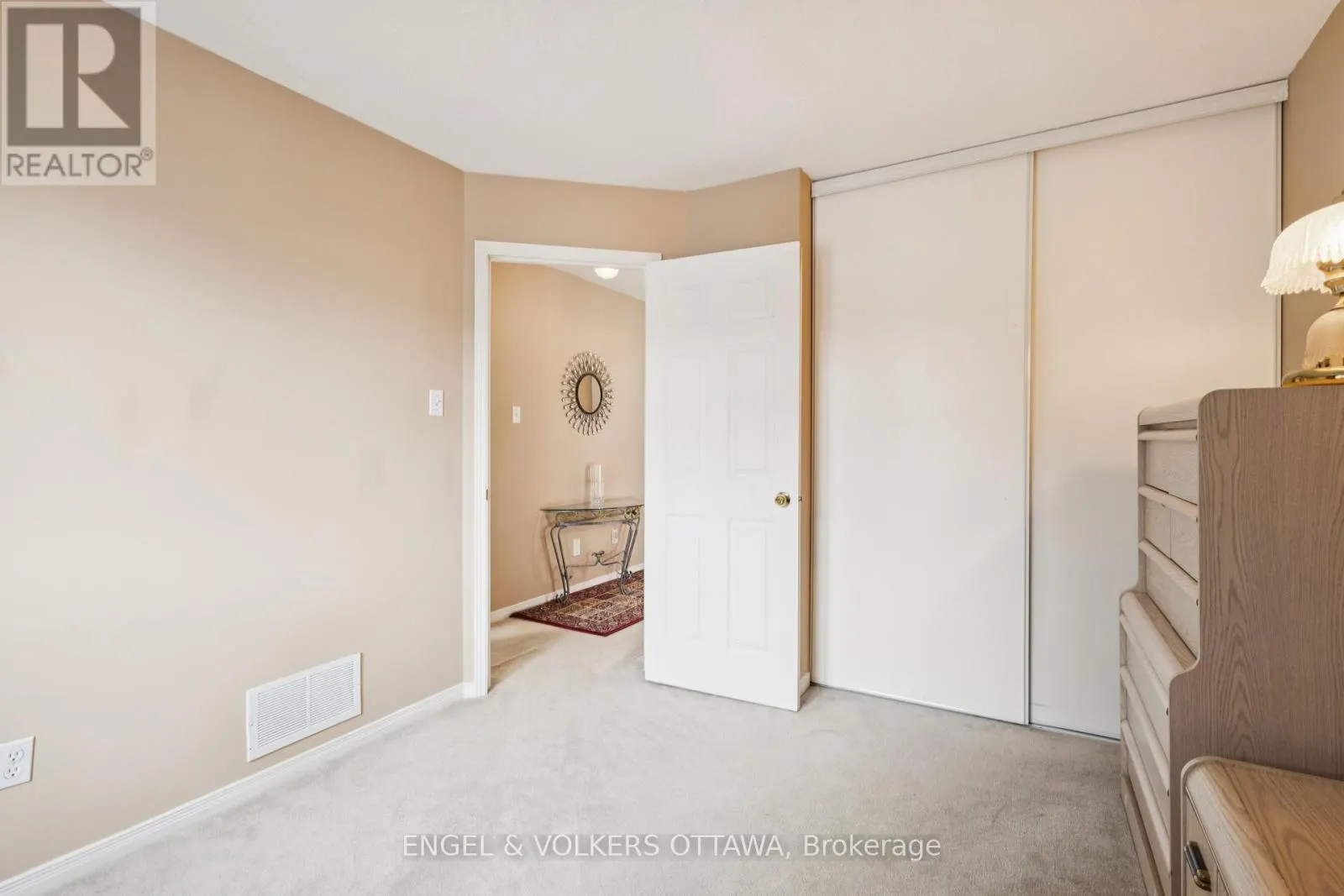 2213 NOBLEWOOD WAY