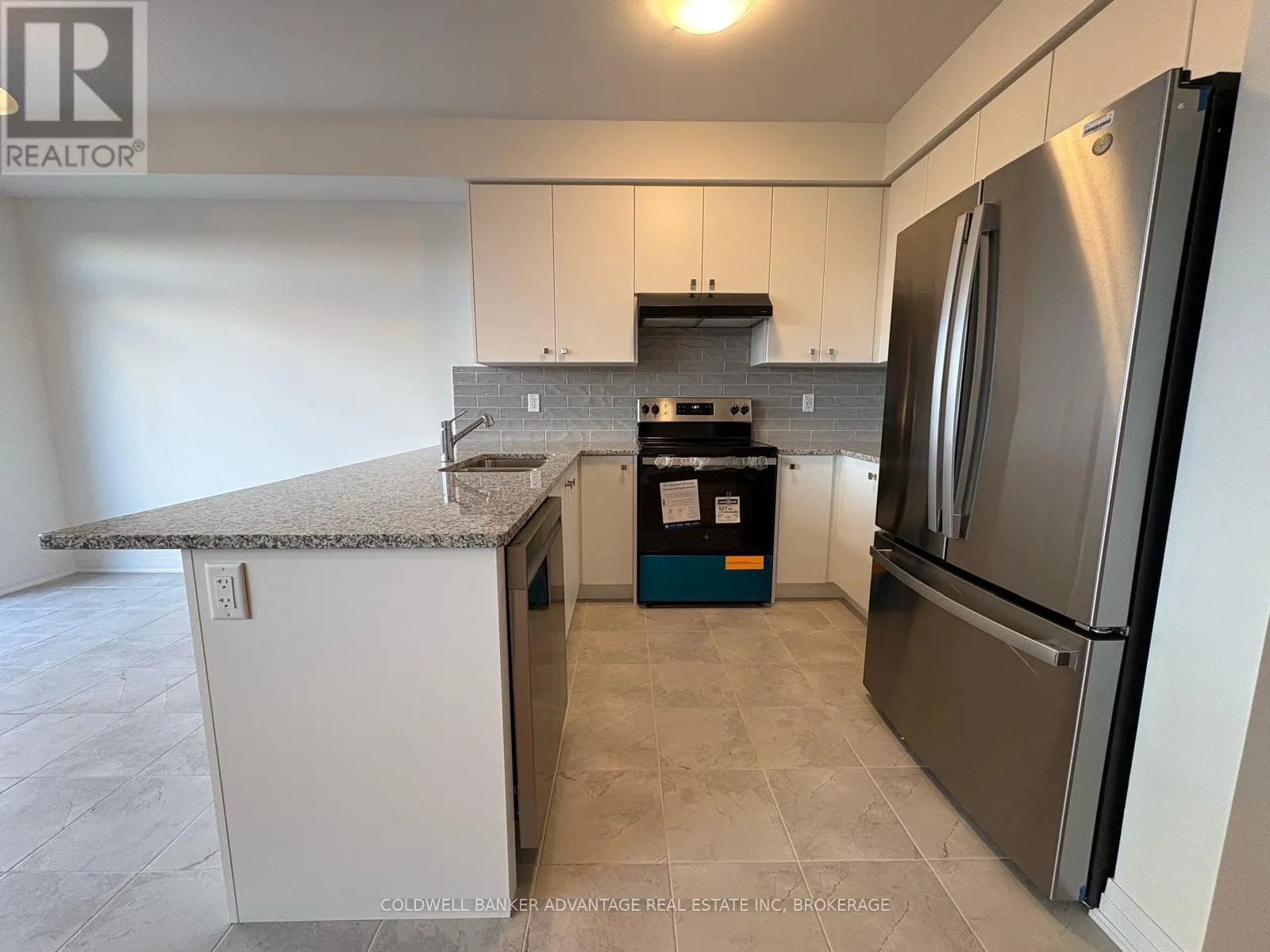 216 PORT CRESCENT