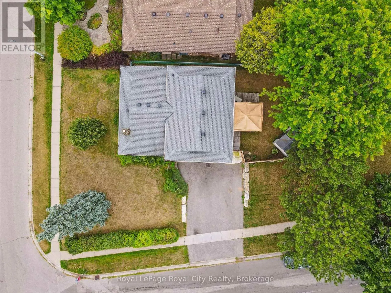 47 ARGYLE DRIVE