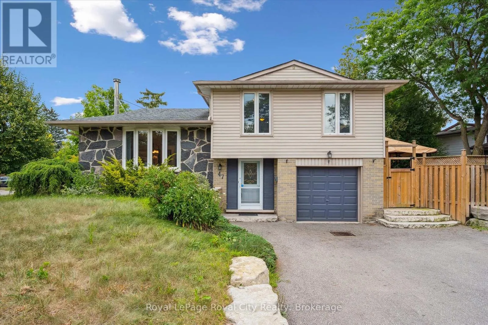 47 ARGYLE DRIVE