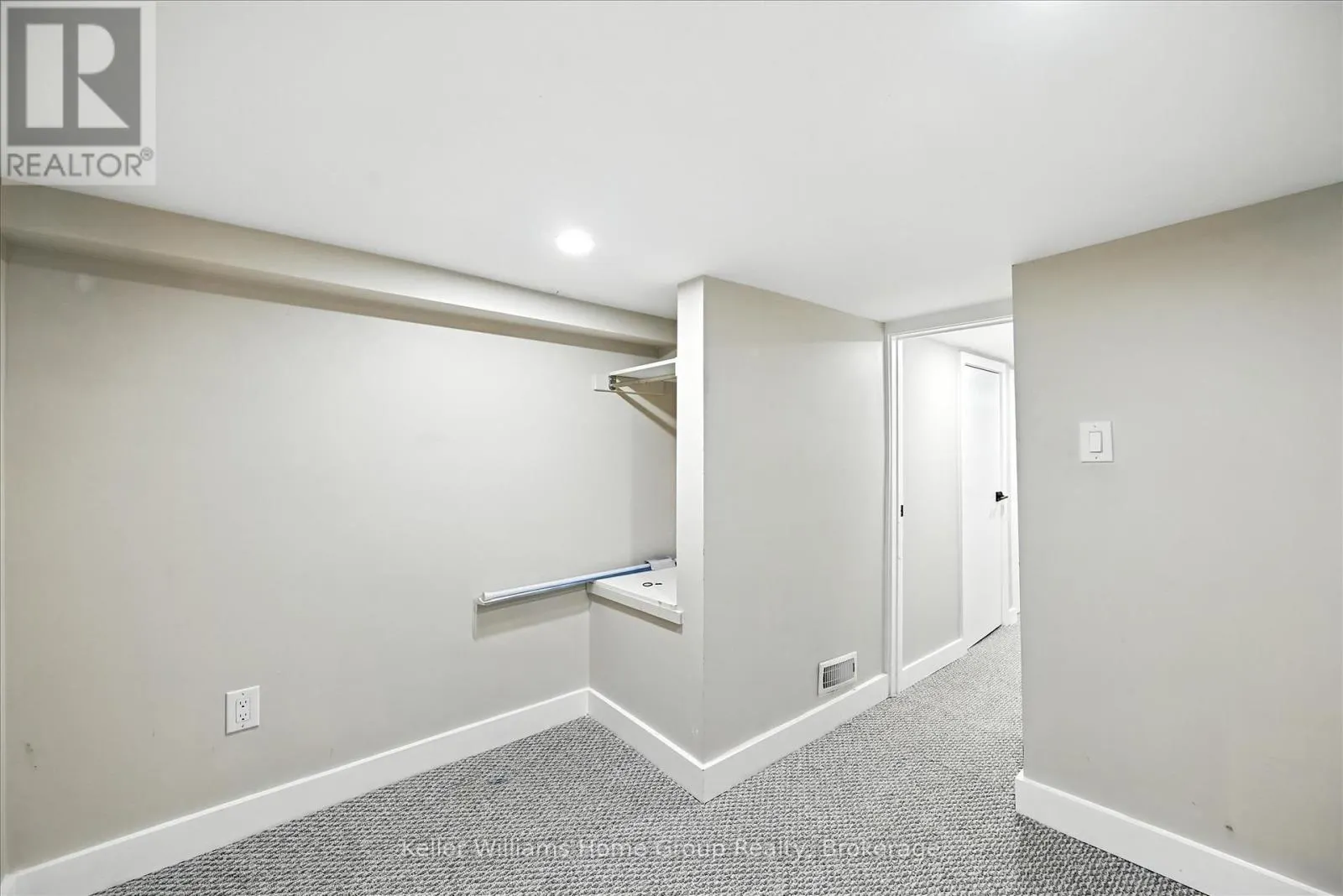 82 ROSEMONT AVENUE
