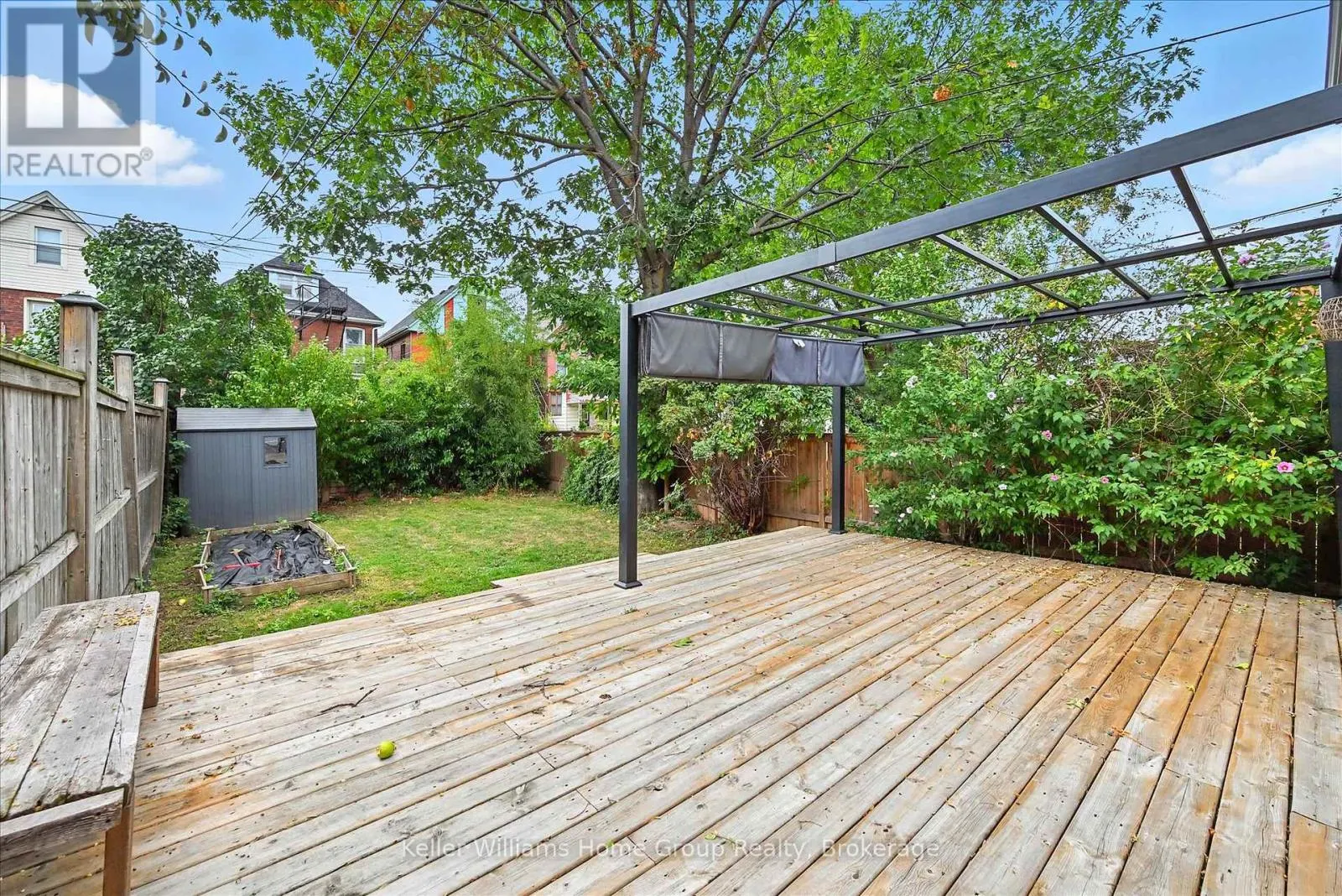 82 ROSEMONT AVENUE