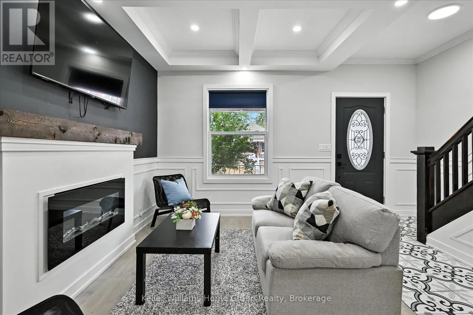 82 ROSEMONT AVENUE