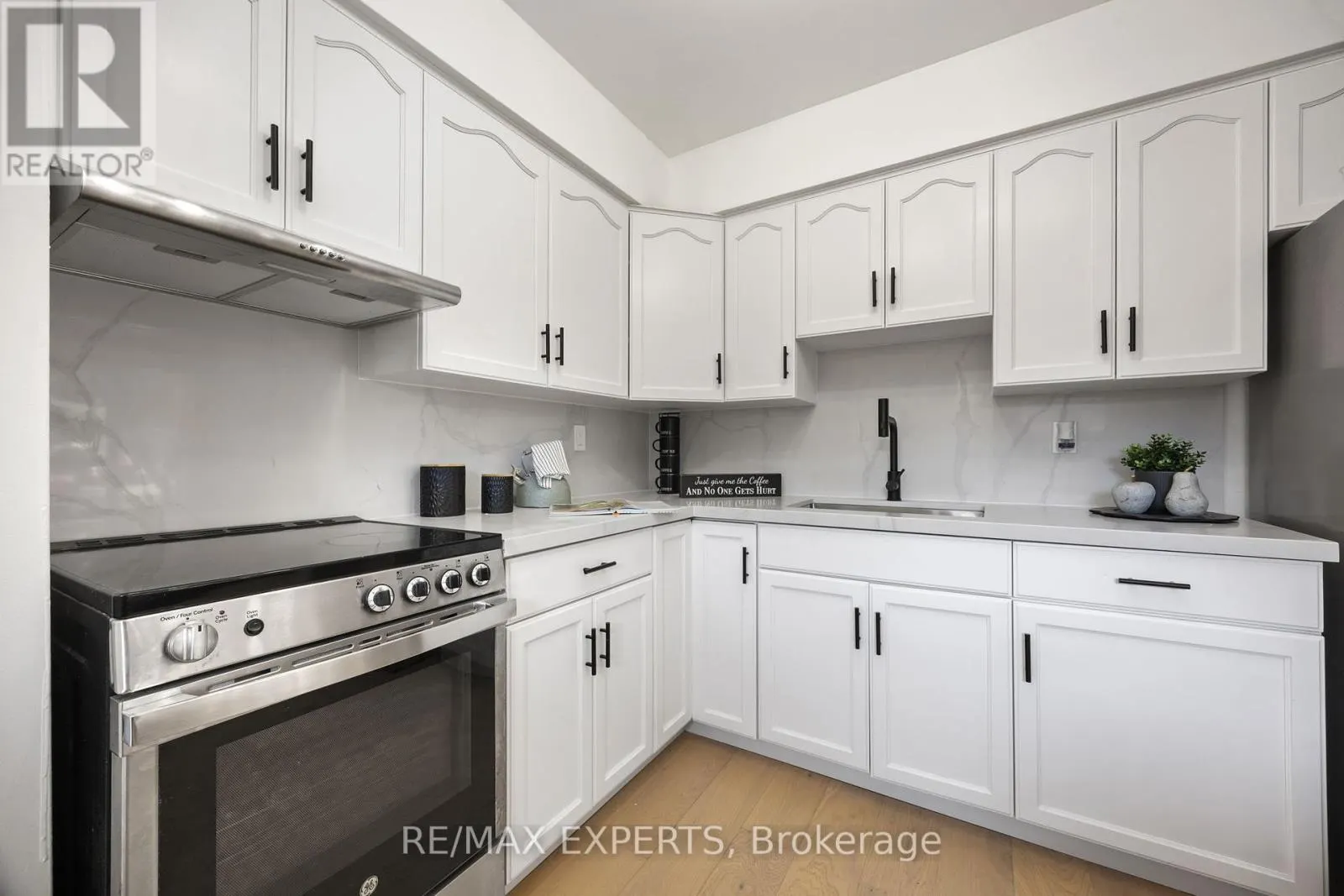 154 RENFIELD STREET