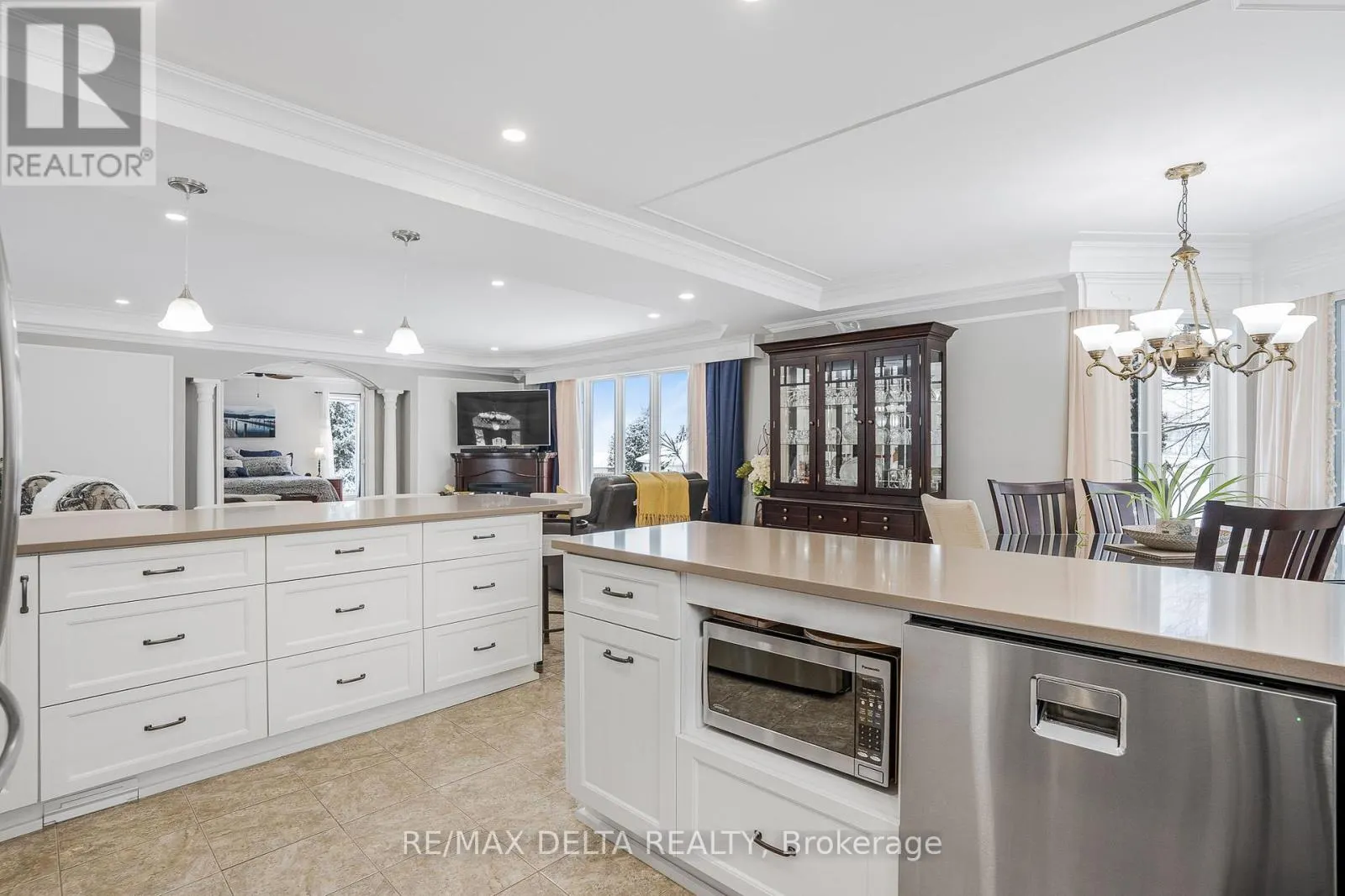 1819 BASELINE ROAD