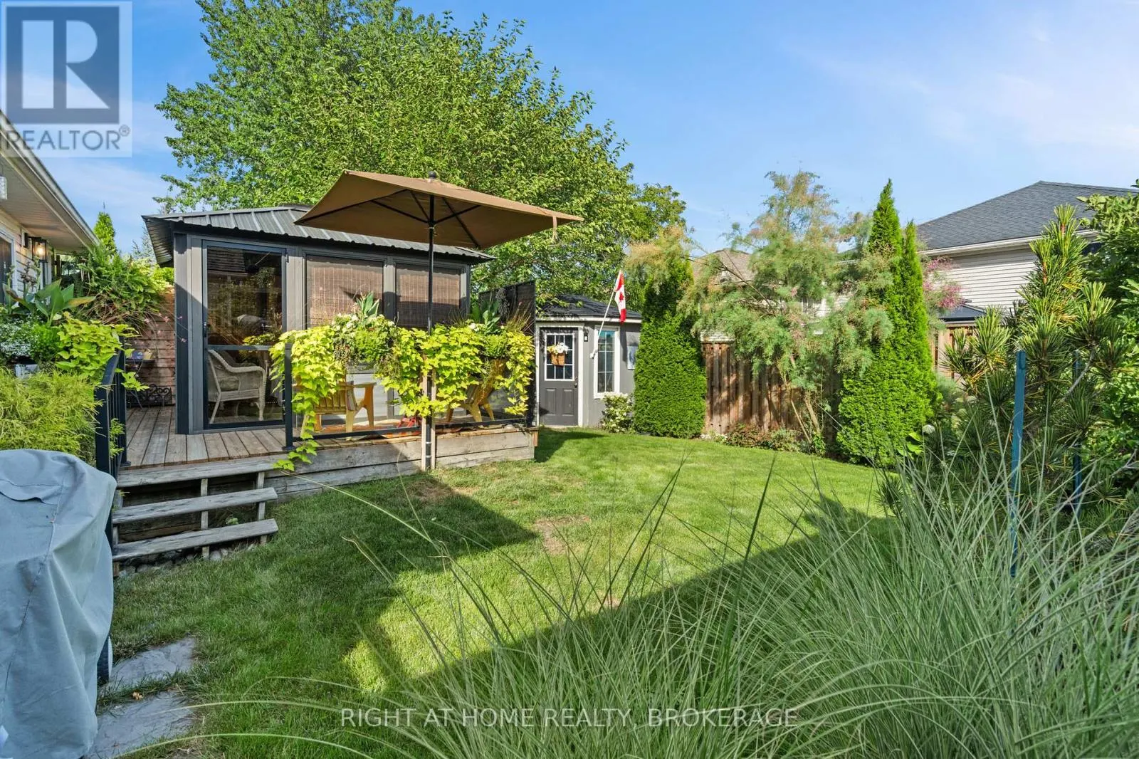 3981 HONEYSUCKLE CRESCENT