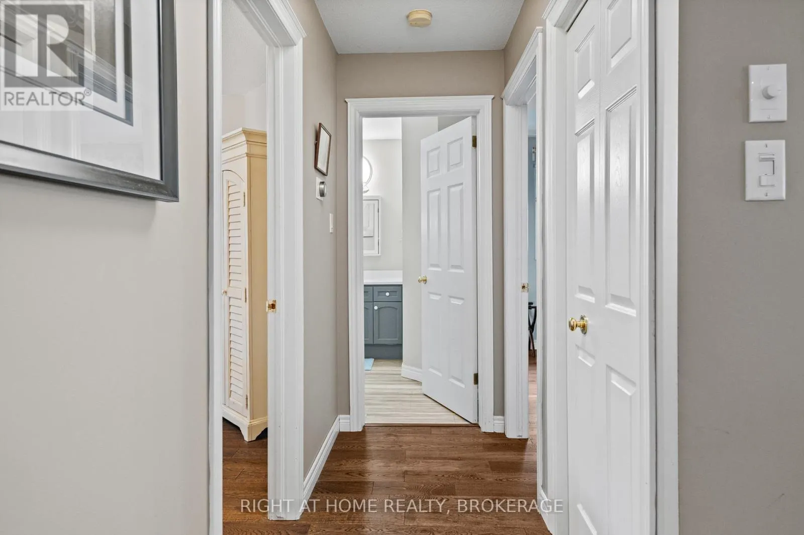 3981 HONEYSUCKLE CRESCENT
