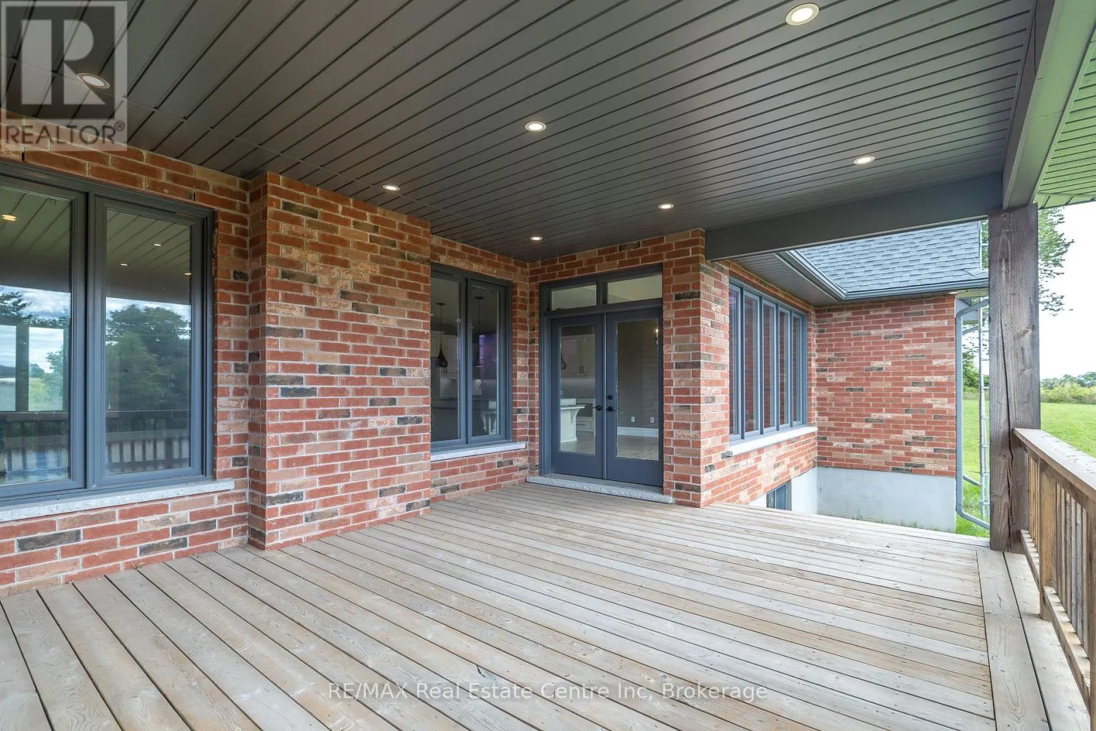 7355 CONCESSION 1 ROAD