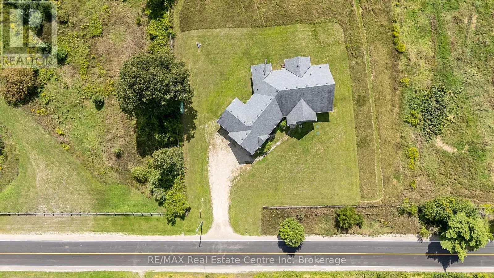 7355 CONCESSION 1 ROAD