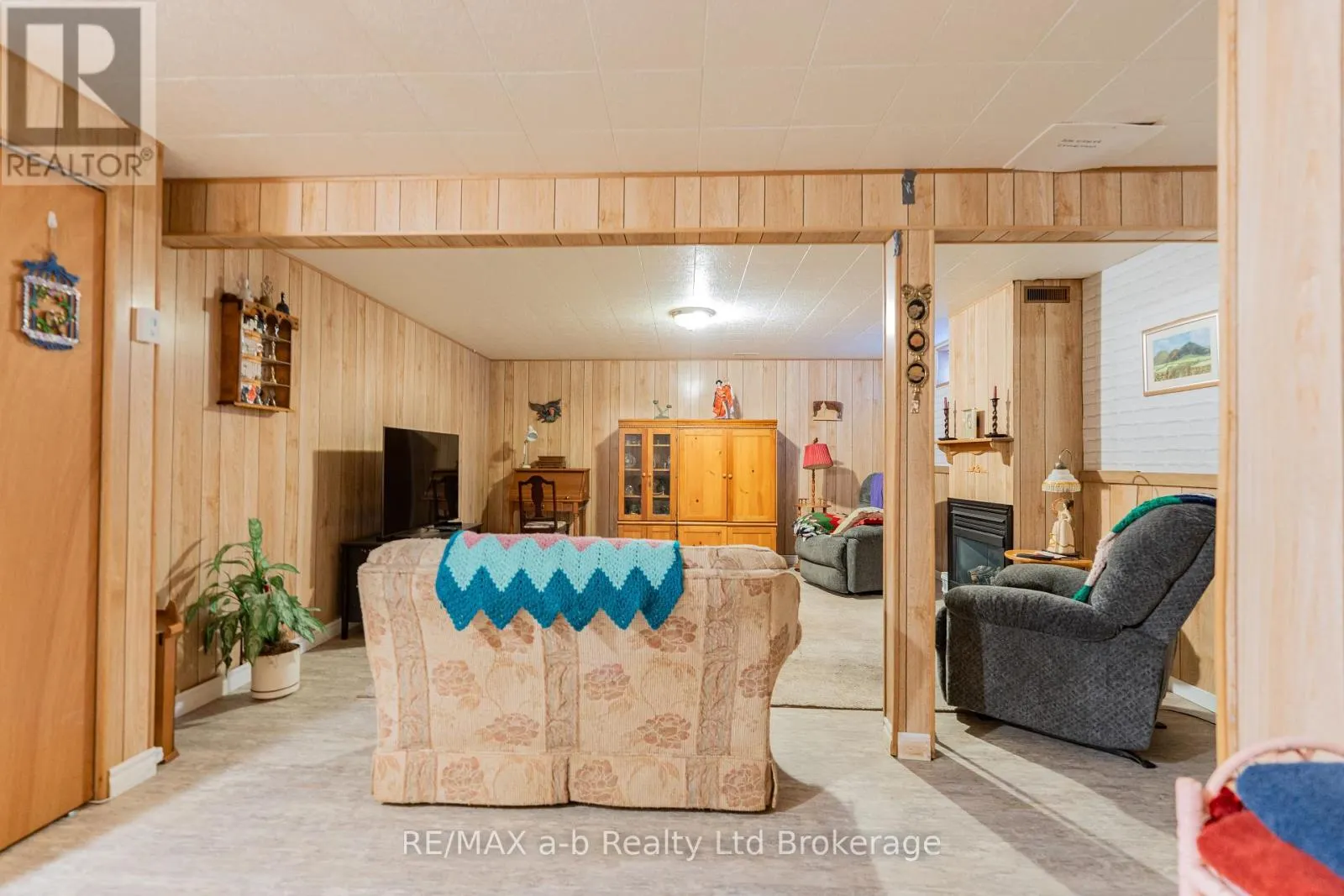 19 BRASHER DRIVE