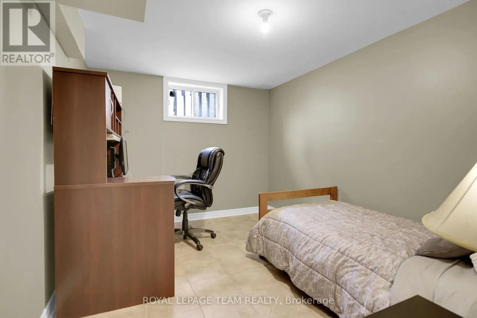 43 EPWORTH AVENUE