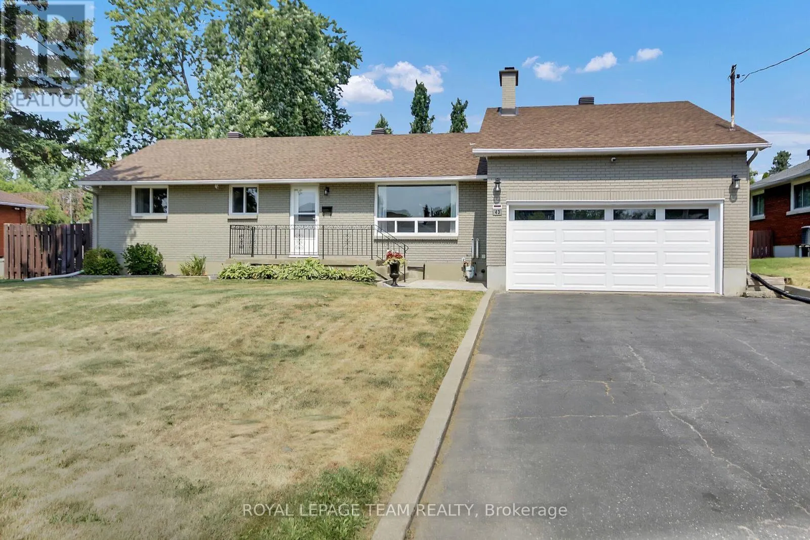 43 EPWORTH AVENUE