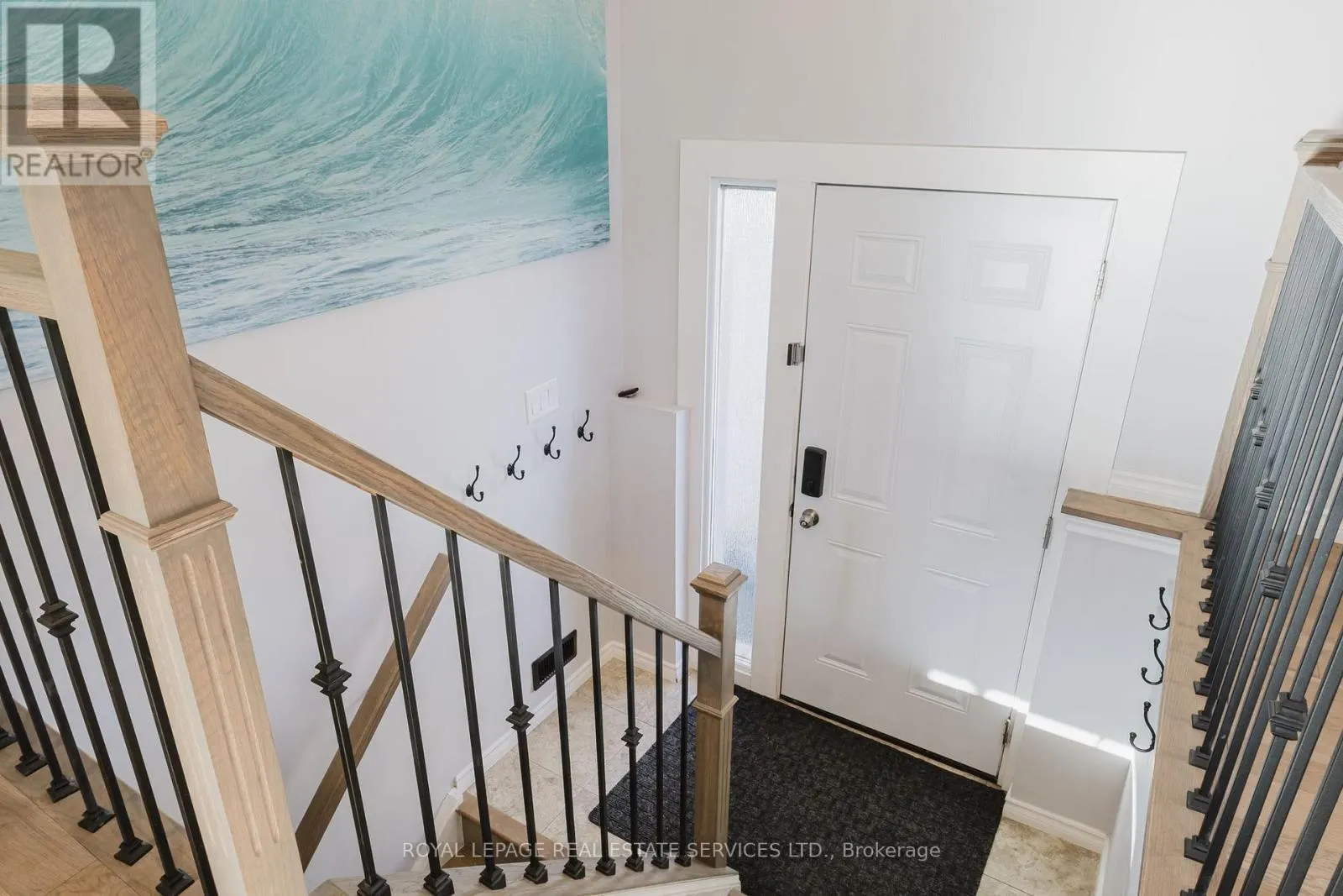 19 SOUTHGLEN ROAD