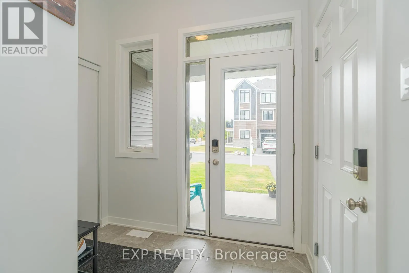 676 QUILTER ROW