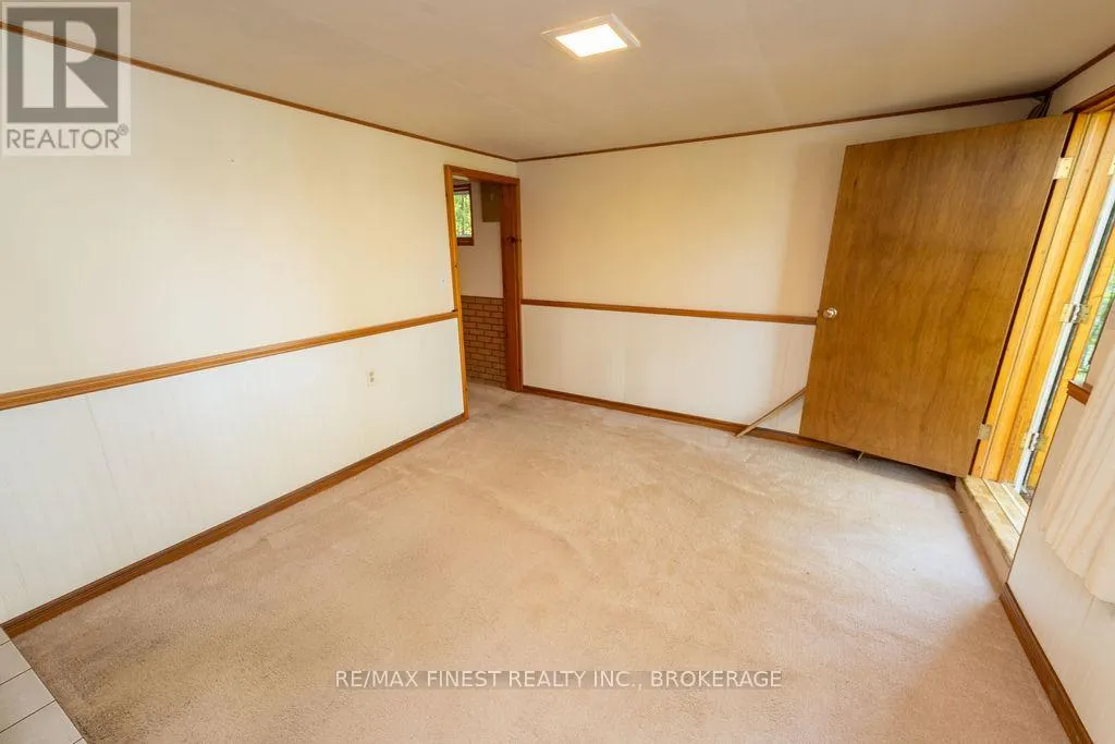 E - 2305 OPINICON ROAD, #E